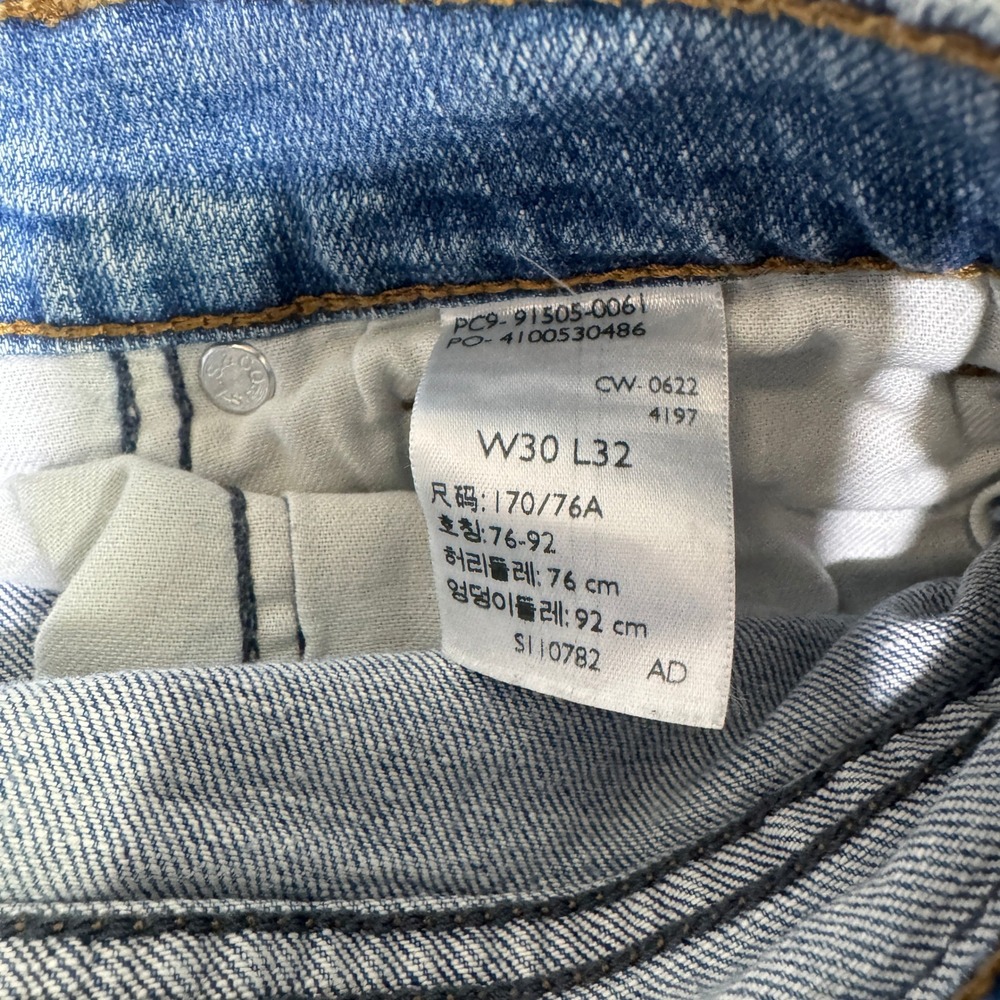 Signature Levi Strauss Mens 30x32 Bootcut Jeans Light Wash Denim 91505-0061 - Picture 9 of 11